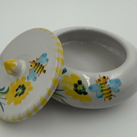 Italian Hand Painted Round Pottery Bumble Bee Trinket Box w/Lid Italy Marked - Picture 5 of 10